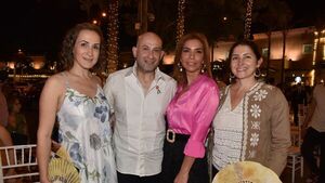 Alumnos del SNPP presentan desfile