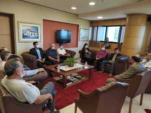 Intendente Algarín anuncia que en el 2022 se iniciará asfalto a Puerto Indio - La Clave