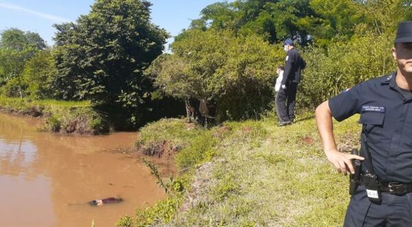 Hallan muerta a una mujer embarazada