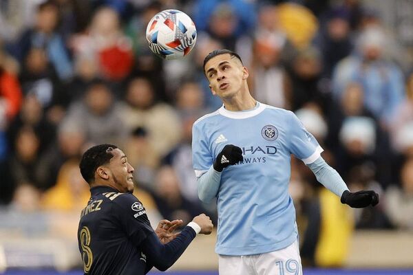 Sin estrellas, equipos de paraguayos juegan por el primer trofeo de MLS - Fútbol Internacional - ABC Color