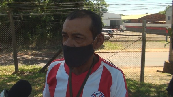 Humilde pescador encarnaceno denuncia que le solicitaron 300 mil para renovar cédula