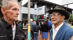 Adultos mayores fueron adheridos al Programa de Pensión Alimentaria