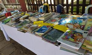 Realizan mini feria de libros en Coronel Oviedo – Prensa 5
