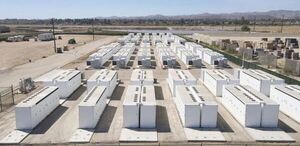 Autoridades de Itaipú y ANDE analizaron la aplicabilidad de baterías de almacenamiento de Tesla  - Nacionales - ABC Color