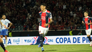 Robert Morales, goleador de Cerro Porteño