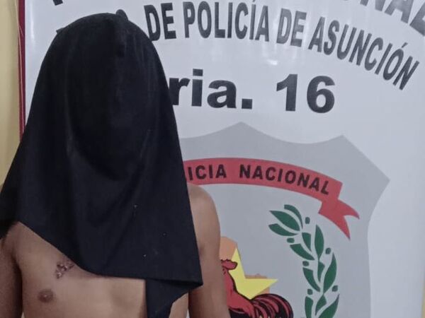 Aprehenden a un hombre que amenazaba con un cuchillo en el Mercado de Abasto - Nacionales - ABC Color