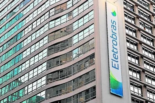 Brasil confía en privatizar Eletrobras en 2022 pese a revés en el proceso