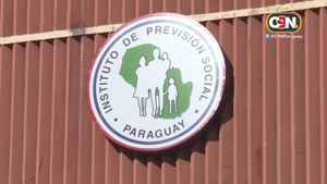 Denuncian contrataciones irregulares en el IPS - C9N