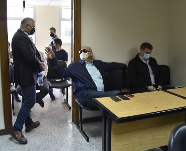 Ramón González D. fue condenado a 15 años de cárcel y su hijo, a cinco - Nacionales - ABC Color
