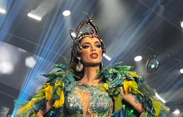 “Mainumby”: el traje alegórico de Nadia Ferreira que impresionó en la preliminar