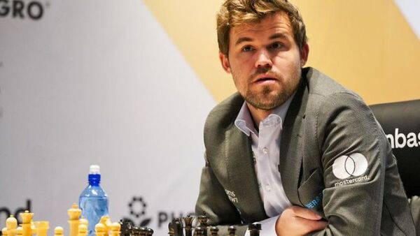Magnus Carlsen conquista su quinta corona mundial de ajedrez