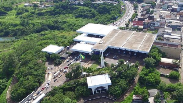 Pasajeros expuestos a infectados con ómicron no fueron contagiados