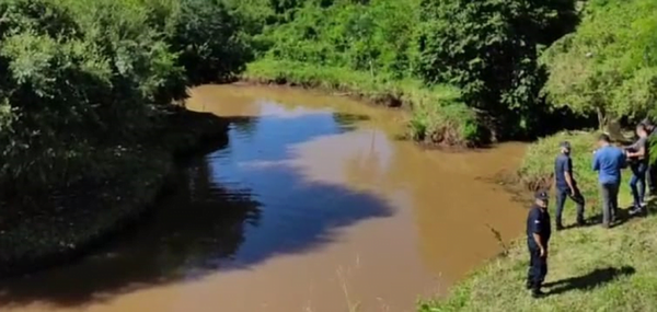 Mujer embarazada que estaba desaparecida fue hallada muerta en un arroyo de Encarnación - Noticiero Paraguay