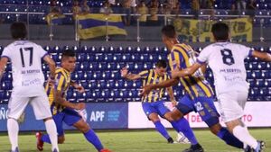 Sportivo Luqueño y Ameliano, por un lugar en Primera 2022