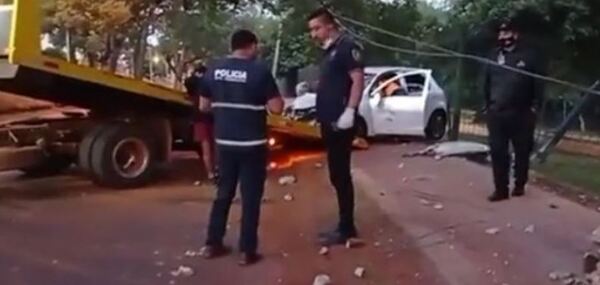 Accidente frente al Parque Lineal de CDE deja una joven muerta - La Clave
