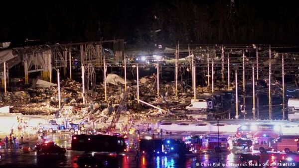 Temen hasta un centenar de muertos en Kentucky tras paso de tornados