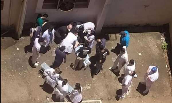 Un residente se lanzó del quinto piso y un cuidacoches apuñaló a un médico en el IPS Central - OviedoPress