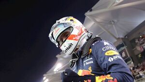 Verstappen en la 'pole' y Hamilton a su lado