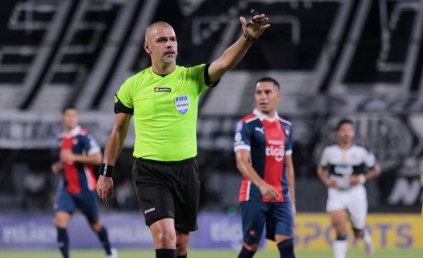 Diario HOY | Aquino volvió de Catar y va pitar el superclásico