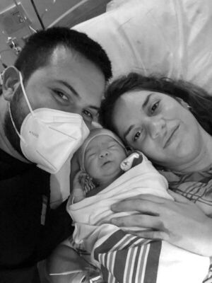 La bebé Candela dejó el respirador y ya pudo estar con sus padres tras cirugía - Nacionales - ABC Color