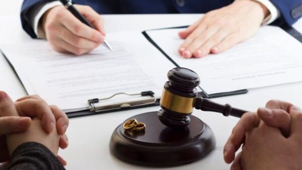 A tutiplén luego las parejas pidieron el divorcio este año