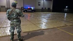 Incautan 9 toneladas de marihuana prensada en Amambay