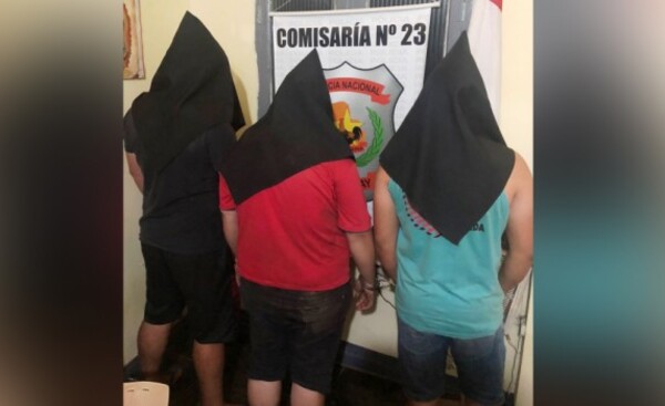 Tres detenidos por hurto de motocicleta a una brasileña