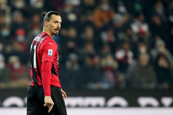 Ibrahimovic, de chilena en el 91, salva un punto para el Milan - Fútbol Internacional - ABC Color
