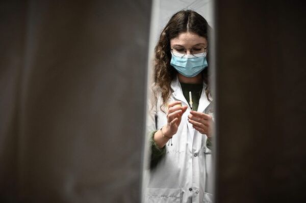 Francia ha superado lo peor de la quinta ola de covid, según titular de Sanidad - Mundo - ABC Color