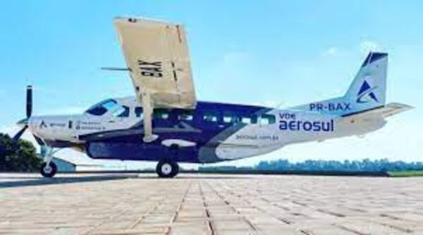 Firma aérea brasileña desembarca en Paraguay