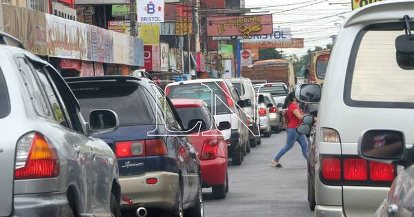 La Nación / Cuidacoches intentó asesinar con tijera a automovilista en San Lorenzo