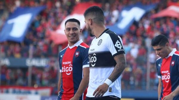 Olimpia y Cerro Porteño disputan la Supercopa Paraguay
