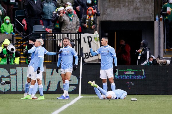 La insólita agresión que sufrió Jesús Medina en la finalísima de la MLS