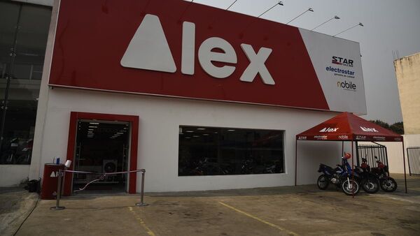 Alex lanza promoción de Fin de Año sorteando aguinaldos