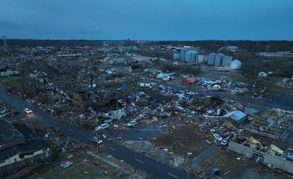 Diario HOY | Tornados que azotaron EEUU dejan al menos 80 muertos solo en el estado de Kentucky