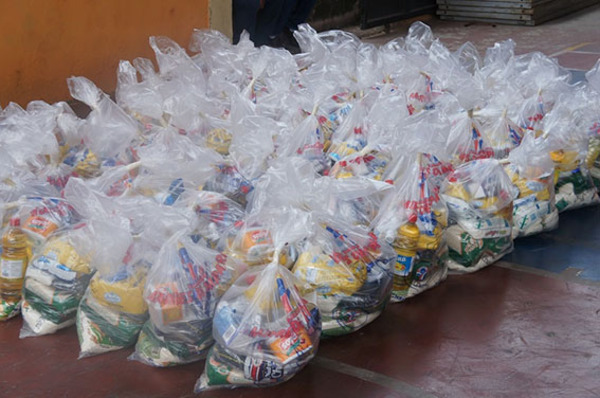 Desde mañana obsequiarán kits de alimentos a quienes se vacunen contra el Covid-19 | DIARIO PRIMERA PLANA