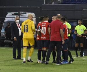 Cerro Porteño vs. Olimpia, Supercopa: Jean Ferandes, expulsado antes del inicio - Cerro Porteño - ABC Color