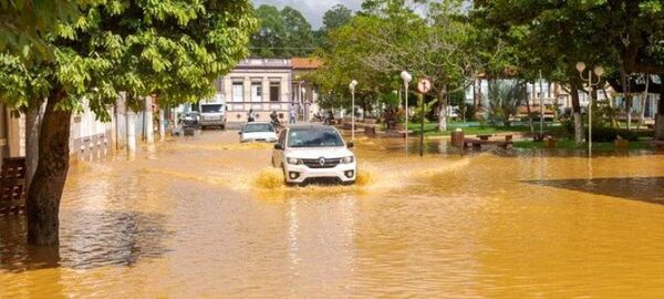 Más de 5.600 personas desalojadas por intensas lluvias en Brasil