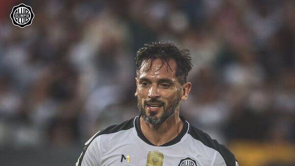 Roque anuncia su salida: "Fue mi último partido con Olimpia"