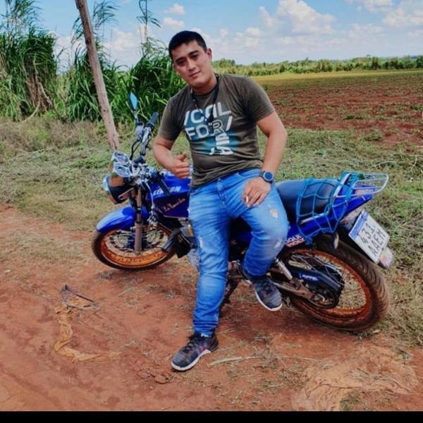 Brutal paliza de policías municipales a joven en la Costanera de Prieto