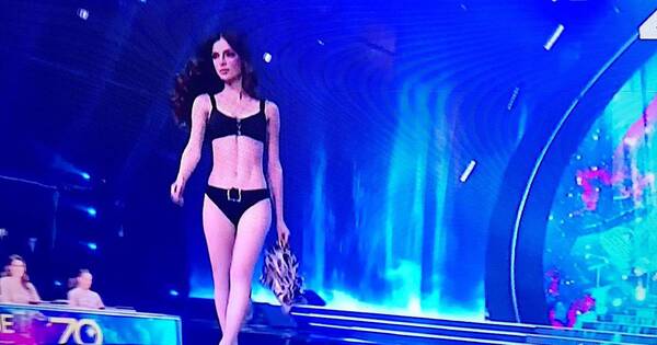 La Nación / Miss Universo 2021: Nadia deslumbró en traje de baño y quedó entre las 10 más bellas