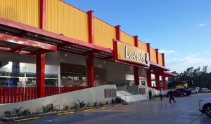 Una sucursal construida cuidando el medio ambiente - Inauguración Luisito Itaugua - ABC Color