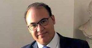 La Nación / Precandidato plantea mejorar la Justicia