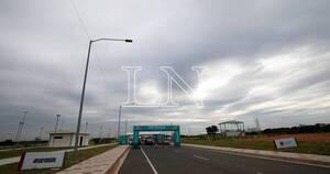 La Nación / Vacunatorio de la Costanera permanecerá cerrado debido a daños materiales tras tormenta