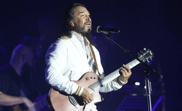 Diario HOY | Marco Antonio Solís brindó un gran show en Paraguay