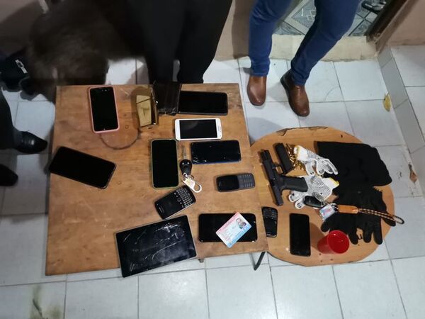 Detienen a tres presuntos implicados en asalto a funcionarios de Correos - Nacionales - ABC Color