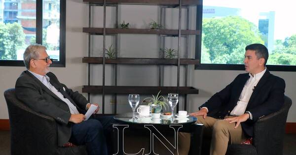 La Nación / Santi Peña: “El Partido Colorado, en pandemia, atrajo a 200.000 afiliados”