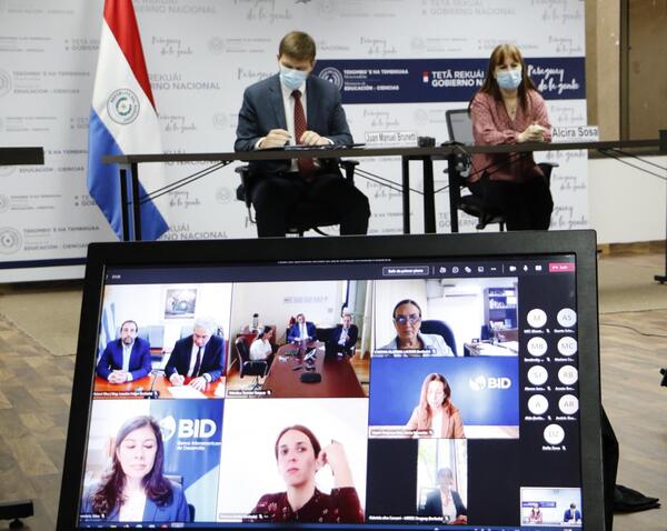 Firman convenio que promueve enseñanza del inglés en las instituciones educativas - .::Agencia IP::.