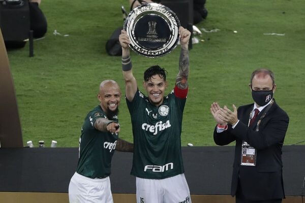 Felipe Melo firma con Fluminense - Fútbol Internacional - ABC Color