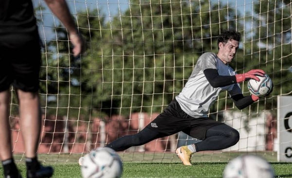 Diario HOY | Libertad: se despide Vangioni y Silva renueva